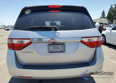 2013 Honda Odyssey Exl z USA, uszkodzony, nr VIN 5FNRL5H60DB024942